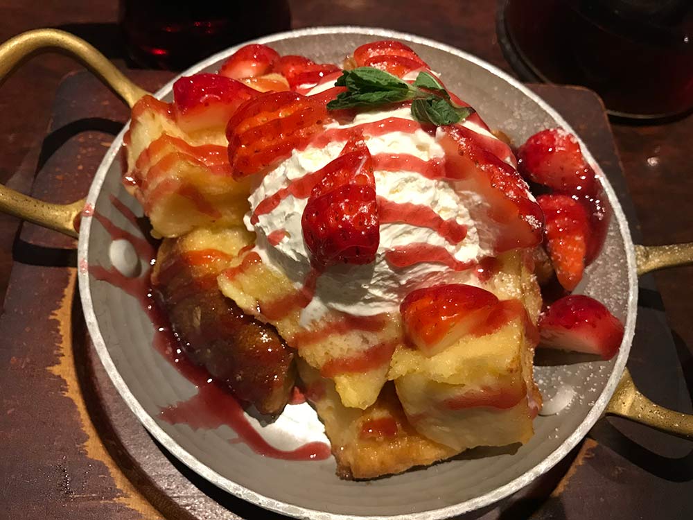 【星乃珈琲店】でデザート！季節のフレンチトースト、今はイチゴ！